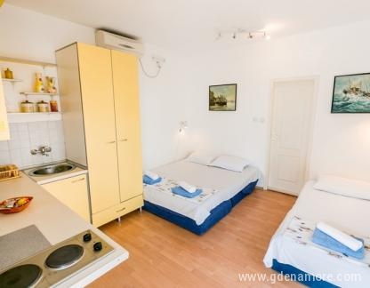 Apartmani Nadja, Magán szállás a községben Bijela, Montenegró